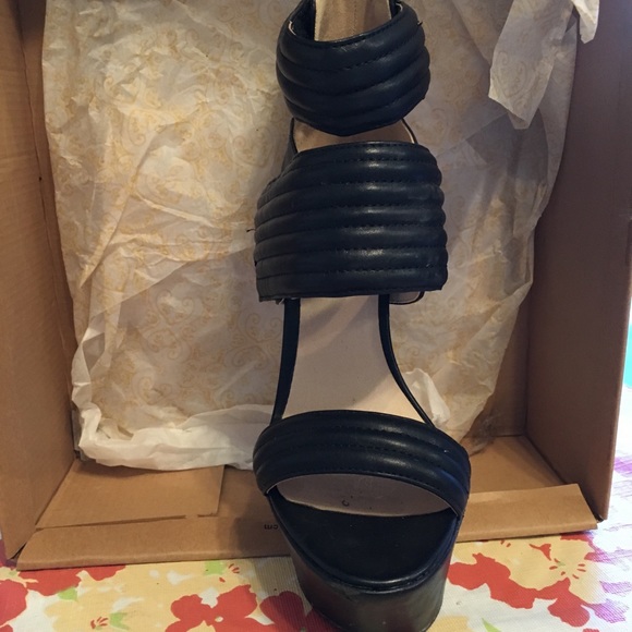 HOT Zigisoho stilettos! - Picture 4 of 4